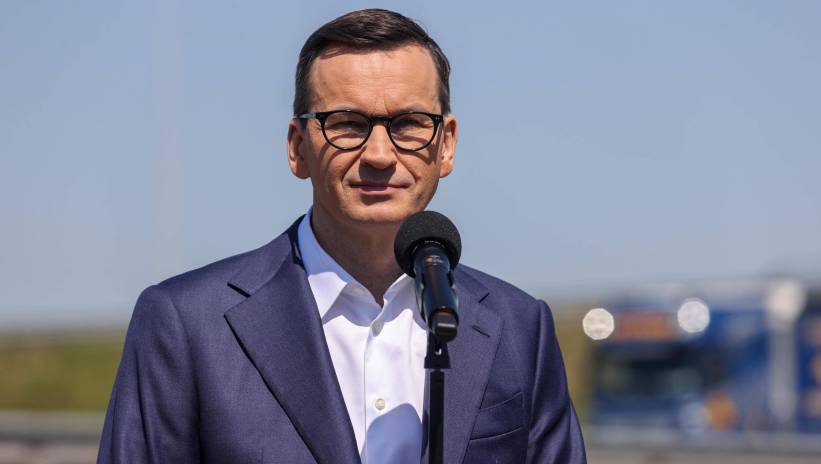 74052_45296833_45296830