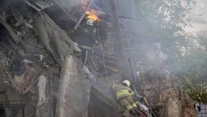 74105_45310813_45310805