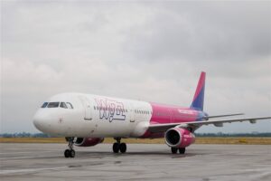 Pierwsze lądowanie z Rzymu na lotnisku w Jasionce. Fot. Maciej Terpiński/port lotniczy Rzeszów-Jasionka
