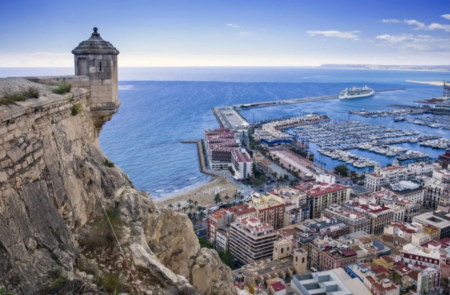 Alicante w Hiszpanii. Fot. Pixabay