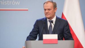 Fot. PAP/Albert Zawada
Warszawa, 28.02.2024. Premier RP Donald Tusk podczas wspólnej konferencji prasowej z premierem Norwegii Jonasem Gahrem Storem, po spotkaniu w KPRM w Warszawie, 28 bm. (mr) PAP/Albert Zawada