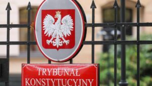 Fot. PAP/Paweł Supernak
Warszawa, 19.10.2022. Siedziba Trybunału Konstytucyjnego w Warszawie, 19 bm. TK na posiedzeniu zajmuje się sprawą kar nałożonych na Polskę przez TSUE. (ps/doro) PAP/Paweł Supernak