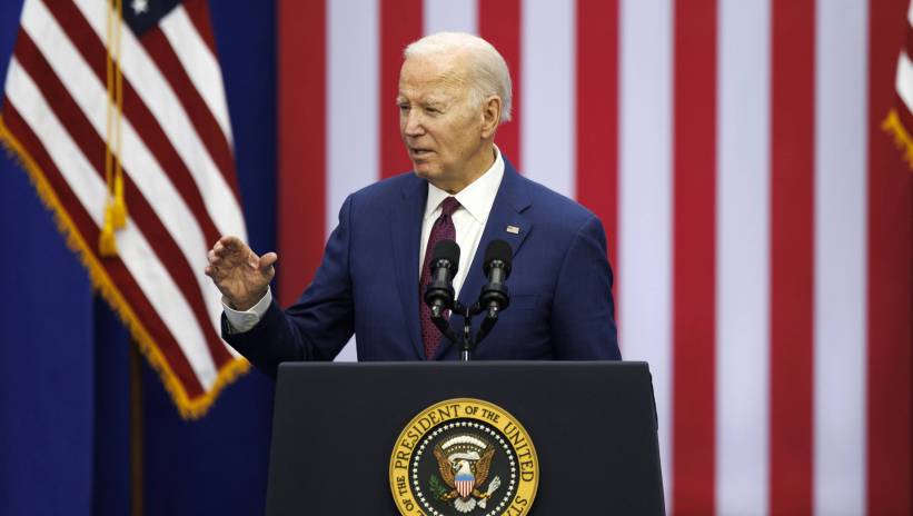 US President Joe Biden addresses a crowd of New Hampshire residents during a campaign stop at the YMCA in Goffstown, New Hampshire, USA, 11 March 2024. During his first visit to New Hampshire in over two years, Biden spoke about his economic plan to reduce costs for working families. 
Fot. PAP/EPA/CJ GUNTHER
