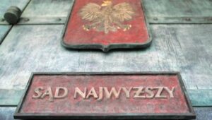 Fot. PAP/Leszek Szymański
Warszawa, 2007-10-01. Budynek Sądu Najwyższego w Warszawie. Sąd Najwyższy uznał, że skarga Sojuszu Lewicy Demokratycznej na decyzję Państwowej Komisji Wyborczej odrzucającej sprawozdanie finansowe tego komitetu jest niezasadna, zaś skarga Prawa i Sprawiedliwości zasadna. lsz/mky PAP/Leszek Szymański