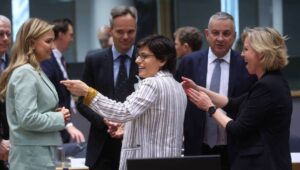 Fot. PAP/EPA/OLIVIER HOSLET