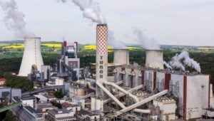 Bogatynia, 22.05.2023. Węglowa elektrownia cieplna, PGE Górnictwo i Energetyka Konwencjonalna S.A. Oddział w Turowie, 22 bm. Fot. PAP/Tomasz Golla