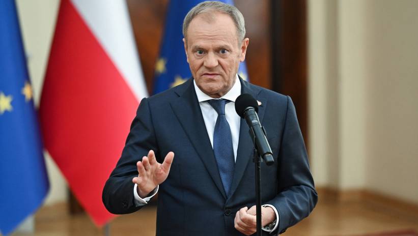 Warszawa, 14.05.2024. Premier Donald Tusk podczas konferencji prasowej po posiedzeniu rządu, 14 bm. w siedzibie KPRM w Warszawie. Fot. PAP/Radek Pietruszka