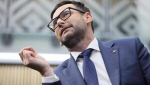 Fot. PAP/Leszek Szymański
Warszawa, 31.05.2023. Prezes PKN Orlen Daniel Obajtek Warszawie, 31 bm. Temat spotkania: "Ogłoszenie powstania Europejskiego Centrum Kształcenia Kadr dla Energetyki Jądrowej (ECKKJE)". (ls/ibor) PAP/Leszek Szymański