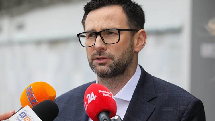 Fot. PAP/Paweł Supernak
Warszawa, 25.05.2023. Prezes zarządu koncernu PKN Orlen Daniel Obajtek na briefingu prasowym dot. współpracy Instytutu "Pomnik-Centrum Zdrowia Dziecka" oraz PKN ORLEN, 25 bm. w Warszawie. (aldg) PAP/Paweł Supernak