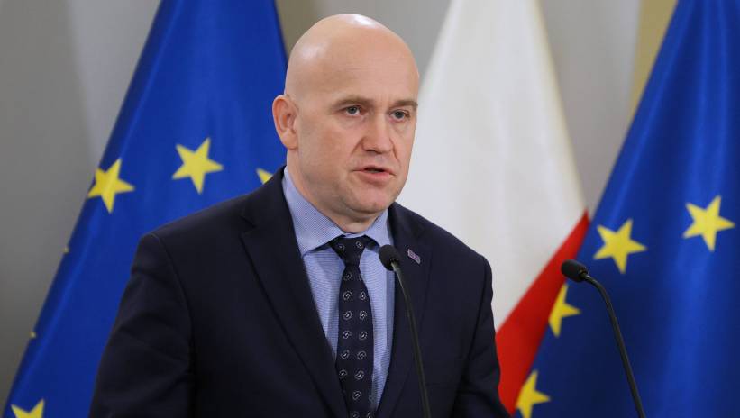 Fot. PAP/Paweł Supernak
Warszawa, 12.01.2024. Podsekretarz stanu w Ministerstwie Sprawiedliwości Dariusz Mazur podczas konferencji prasowej "Nowa ustawa o KRS", 12 bm. w Ministerstwie Sprawiedliwości w Warszawie. (mr) PAP/Paweł Supernak