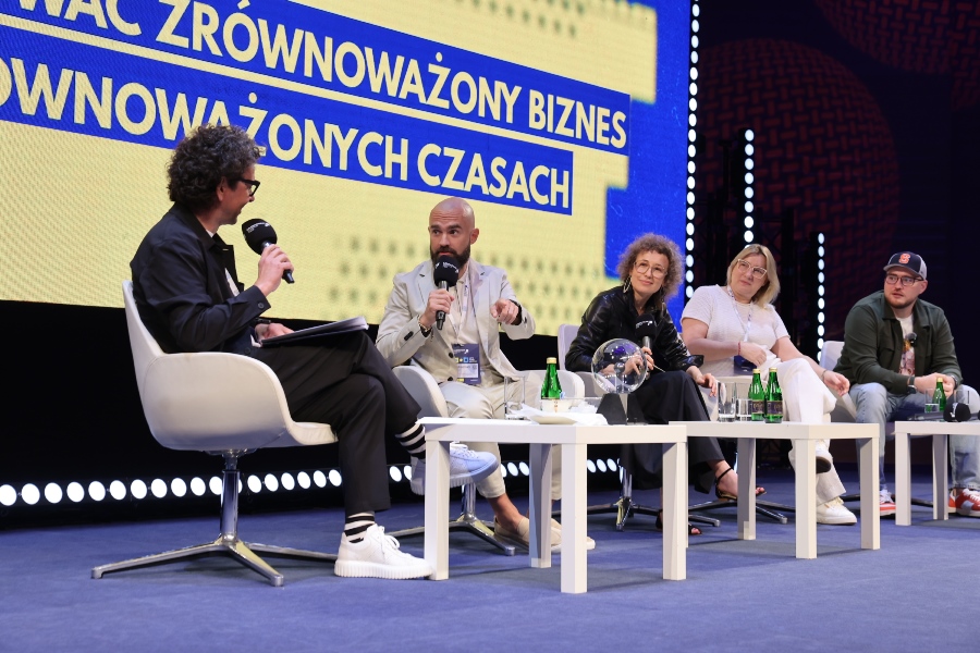Carpathian Startup Fest 2024 i od lewej: Jarosław Sroka, Sebastian Kulczyk, Natalia Hatalska, Kinga Piecuch, Vadym Melnyk. Fot. Tadeusz Poźniak