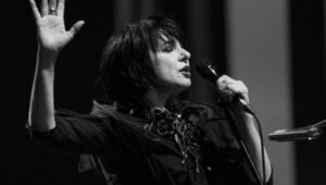 Wrocław, 15.02.2013. Misia, największa portugalska gwiazda fado, podczas jedynego koncertu w Polsce we wrocławskim Imparcie, 15 bm. Fot. PAP/Maciej Kulczyński