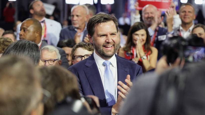 Republican Senator from Ohio JD Vance arrives to accept his vice presidential nomination on the opening day of the Republican National Convention (RNC) at the Fiserv Forum in Milwaukee, Wisconsin, USA, 15 July 2024. The convention comes just a few days after a 20-year-old Pennsylvania man attempted to assassinate former president and current Republic presidential nominee Donald Trump. The RNC is being held 15 to 18 July 2024 and is where delegates from the Republican Party select their nominees for president and vice president in the 2024 US presidential election. Fot. PAP/EPA/ALLISON DINNER