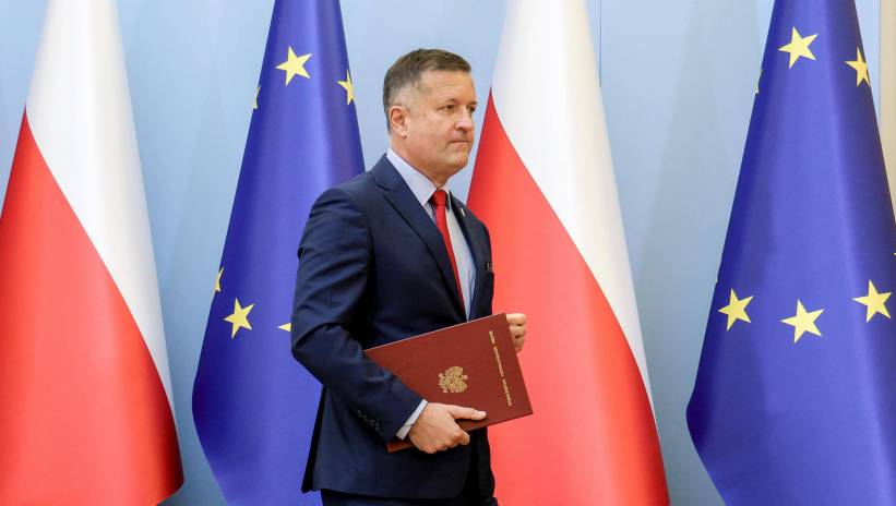 Fot. PAP/Paweł Supernak
Warszawa, 05.06.2024. Szef Służby Kontrwywiadu Wojskowego gen. bryg. Jarosław Stróżyk podczas konferencji prasowej w siedzibie KPRM w Warszawie, 5 bm. Premier Donald Tusk ogłosił rozpoczęcie działań komisji ds. zbadania wpływów rosyjskich i białoruskich w latach 2004–2024. (ps/ibor) PAP/Paweł Supernak