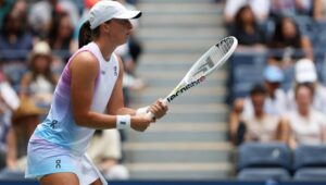 Fot. PAP/Marcin Cholewiński
Nowy Jork, USA, 29.08.2024. Polka Iga Świątek (na zdj.) w meczu 2. rundy wielkoszlemowego turnieju tenisowego US Open z Japonką Eną Shibaharą, 29 bm. w Nowym Jorku. (js) PAP/Marcin Cholewiński