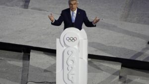 IOC president Thomas Bach speaks during the Closing Ceremony of the Paris 2024 Olympic Games at the Stade de France Stadium in Paris, France, 11 August 2024. Fot. PAP/EPA/MAST IRHAM