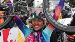 Polish rider Katarzyna Niewiadoma of Canyon//SRAM Racing celebrates winning in the Fleche Wallonne Feminine cycling race over 146km from Huy to Huy, Belgium, 17 April 2024. Fot. PAP/EPA/FRANCOIS WALSCHAERTS