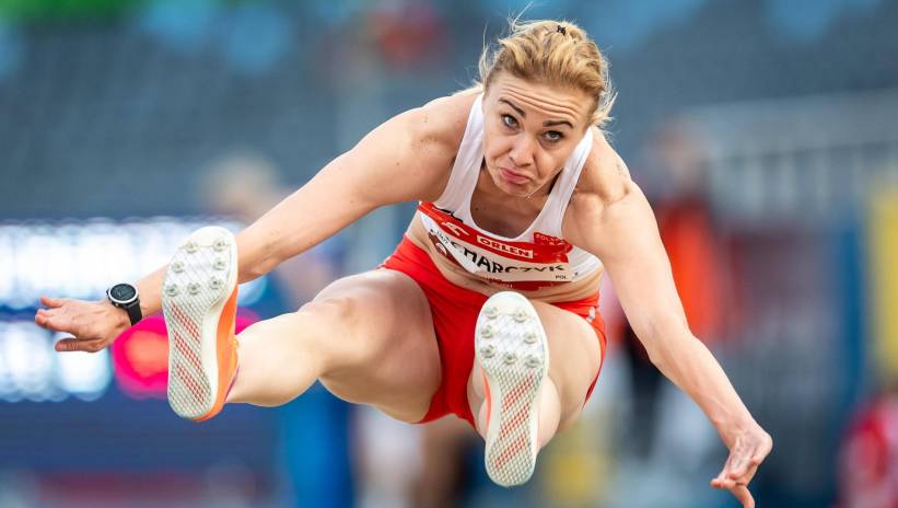 Fot. PAP/Tytus Żmijewski
Bydgoszcz, 04.06.2021. Polka Karolina Kucharczyk skacze w dal (kategoria T20) podczas lekkoatletycznych mistrzostw Europy osób z niepełnosprawnością, 4 bm. w Bydgoszczy. (js) PAP/Tytus Żmijewski