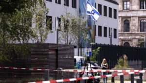 An Israeli flag flutters in front of the Israeli Consulate General building after a shooting near the NS Documentation Center for the History of National Socialism building in Munich, Germany, 05 September 2024. German police officers on 05 September shot a man who was carrying a firearm and opened fire near the Israeli Consulate General and the Nazi Documentation Center in Munich. According to the police, there is no evidence of any other suspects. Fot. PAP/EPA/ANNA SZILAGYI