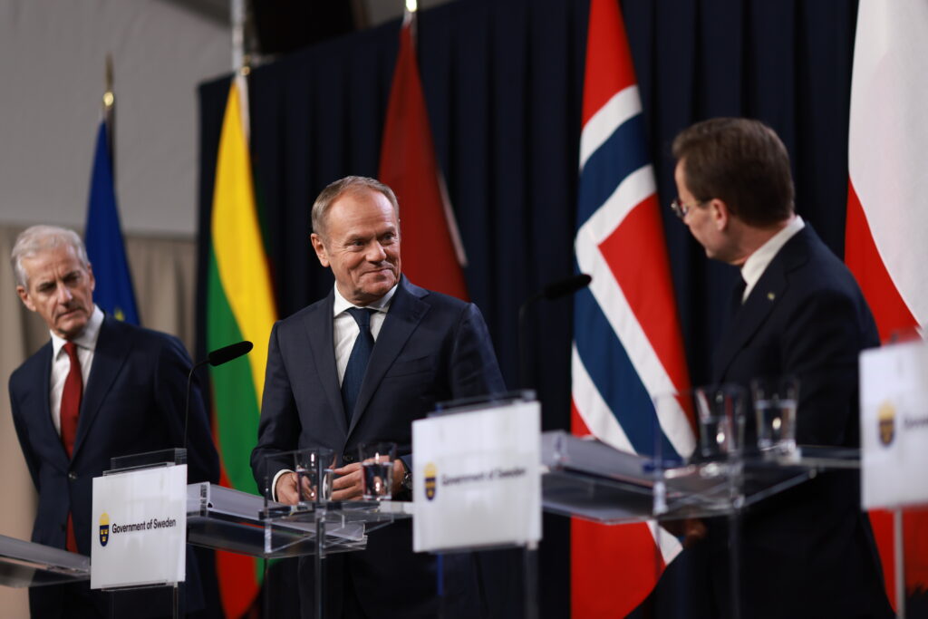 Foto: Konferencja prasowa podczas szczytu państw nordyckich i bałtyckich w Szwecji / Źródło: Kancelaria Prezesa Rady Ministrów