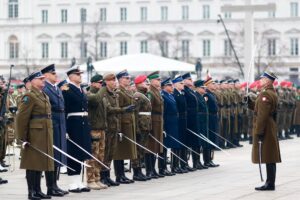 11 listopada w Warszawie odbyły się centralne obchody Narodowego Święta Niepodległości z udziałem Prezydenta RP Andrzeja Dudy oraz najwyższych władz państwowych i Wojska Polskiego. W uroczystościach uczestniczył, reprezentujący prezesa Rady Ministrów Władysław Kosiniak-Kamysz, wicepremier, minister obrony narodowej.