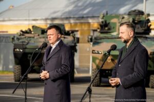 Szymon Hołownia i Władysław Kosiniak-Kamysz. Fot. Katarzyna Kwaczyńska/Kancelaria Sejmu