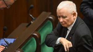 Prezes PiS Jarosław Kaczyński w Sejmie Fot. PAP/Radek Pietruszka