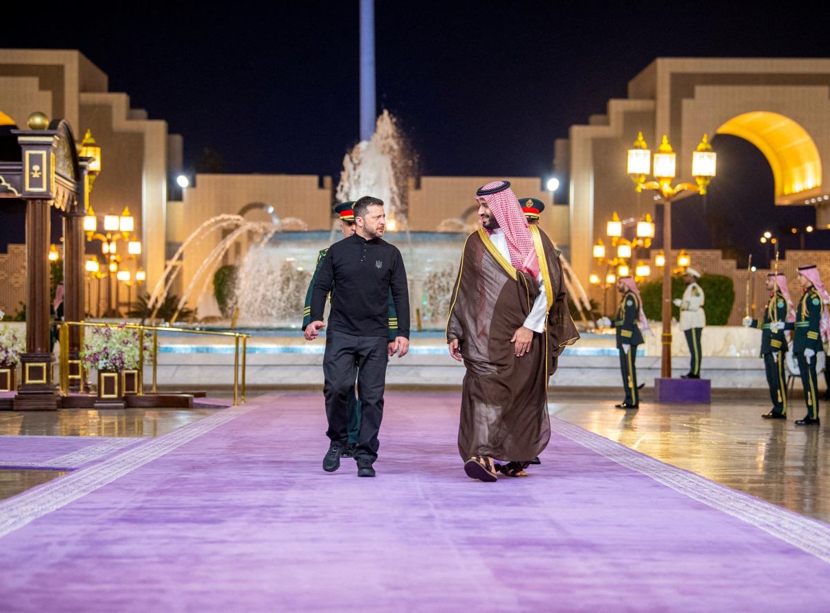 Foto: Prezydent Ukrainy Wołodymyr Zełenski i książę, następca tronu Arabii Saudyjskiej, Mohammed bin Salman, Dżudda, 10.03.2025 (Fot. REUTERS/Saudi Press Agency)