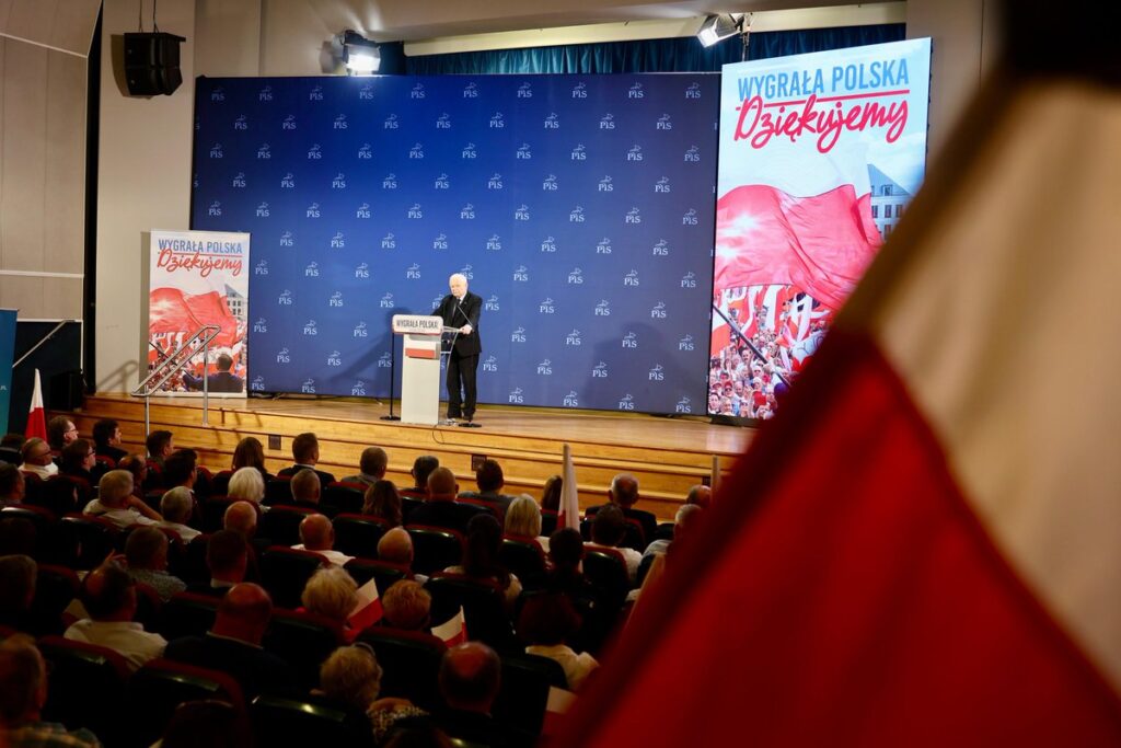 Foto: prezes PIS Jarosław Kaczyński z wizytą w Rzeszowie / Źródło: Serwis informacyjny PIS