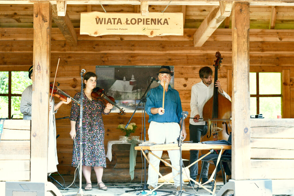 Autor zdjęć: Karpackie Zwierciadło Kultur
Biuro Prasowe UMWP