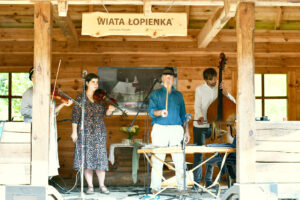 Autor zdjęć: Karpackie Zwierciadło Kultur
Biuro Prasowe UMWP