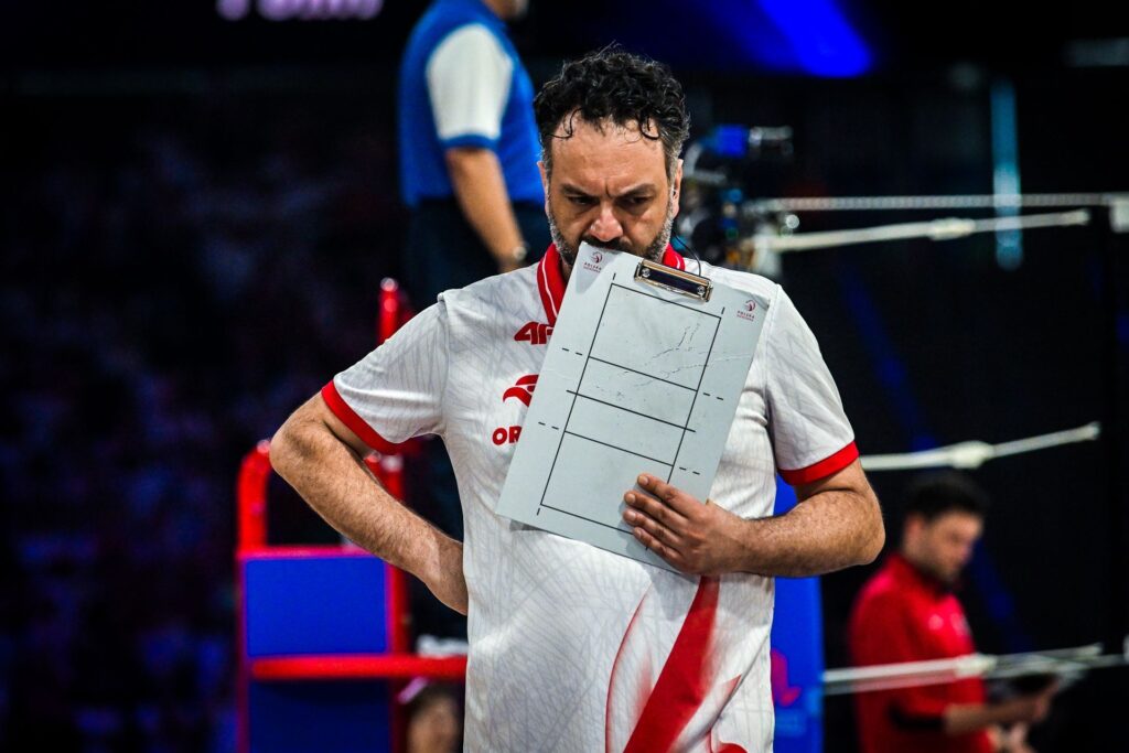 Foto: Stefano Lavarini - trener reprezentacji Polski kobiet w siatkówce / Źródło: Serwis informacyjny Polskiego Związku Siatkówki