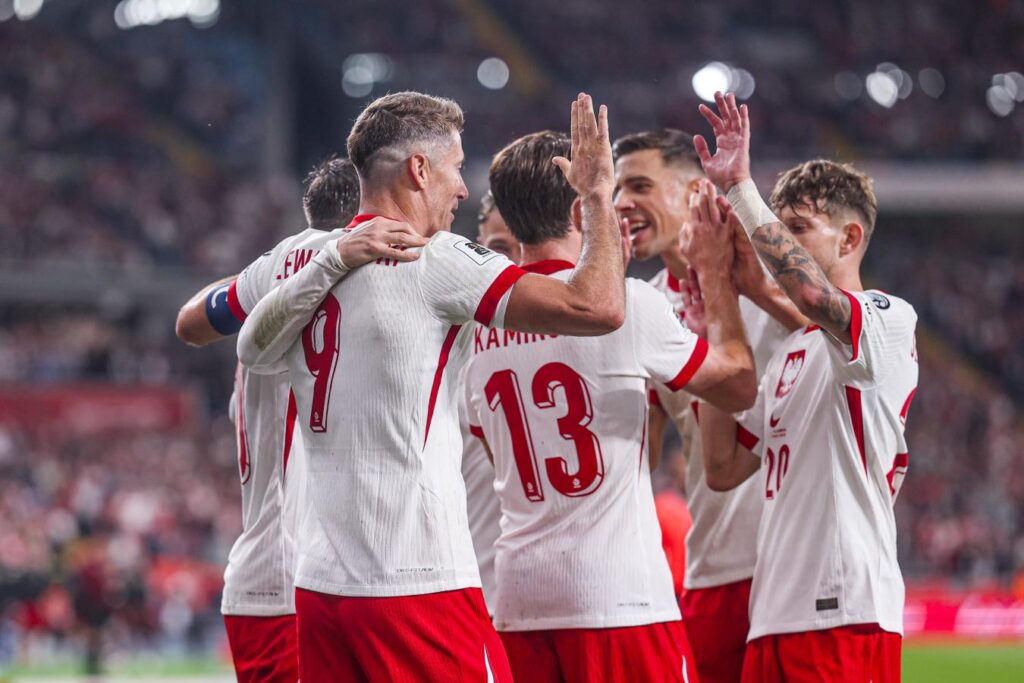 Foto: Polacy cieszą się po strzelonym golu / Źródło: Serwis informacyjny PZPN