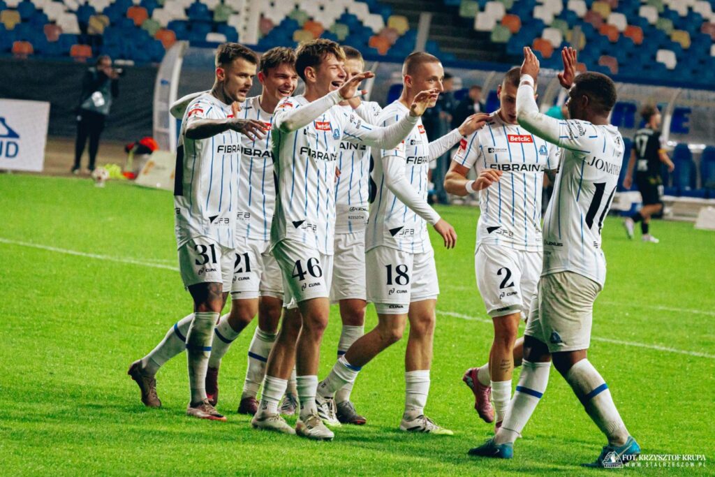 Autor zdjęć: Krzysztof Krupa / Źródło: Serwis informacyjny Stali Rzeszów