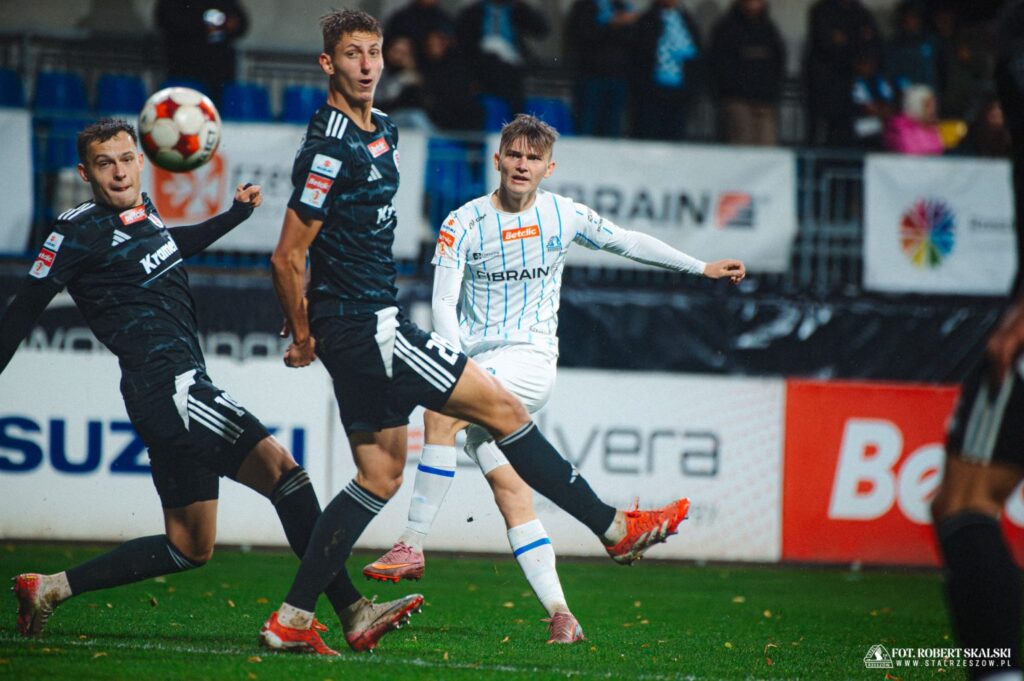 Foto: Stal Rzeszów – ŁKS Łódź 1-4 (18.10.2025) /
Autor zdjęć: Robert Skalski / Serwis prasowy Stali Rzeszów