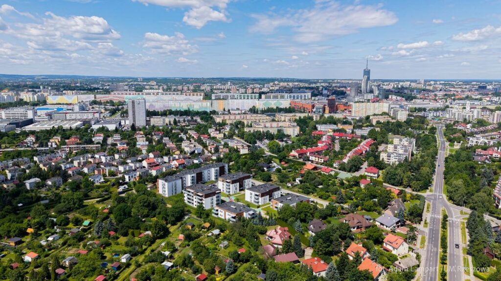 Zdjęcie Rzeszowa z lotu ptaka, fot. Adam Lampart, Urząd Miasta Rzeszowa