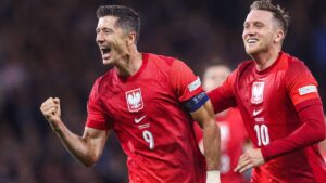 Foto: Robert Lewandowski i Piotr Zieliński / Źródło: Serwis informacyjny PZPN