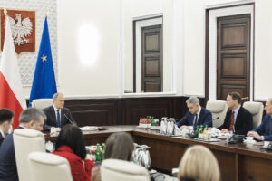 Foto: Premier Donald Tusk podczas posiedzenia Rady Ministrów / Źródło: Kancelaria Prezesa Rady Ministrów