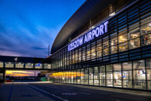 Foto - Port Lotniczy Rzeszów-Jasionka im. Rodziny Ulmów