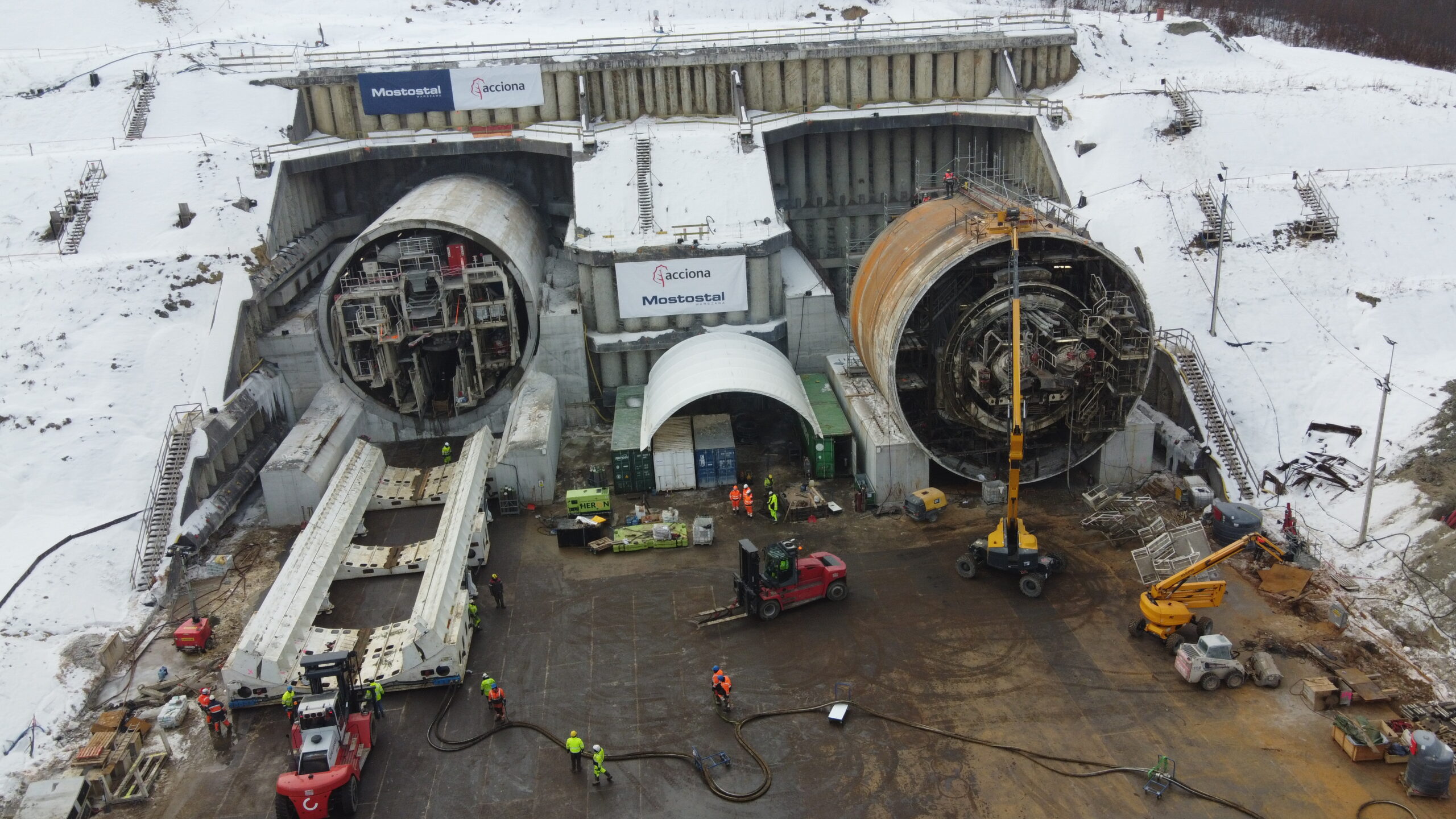 Foto: Portal północny tunelu - S19 Rzeszów Południe - Babica / Źródło: Generalna Dyrekcja Dróg Krajowych i Autostrad - Oddział Rzeszów