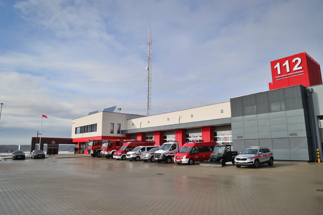 Foto: Nowy obiekt strażaków z Janowa Lubelskiego / Źródło: Ministerstwo Spraw Wewnętrznych i Administracji