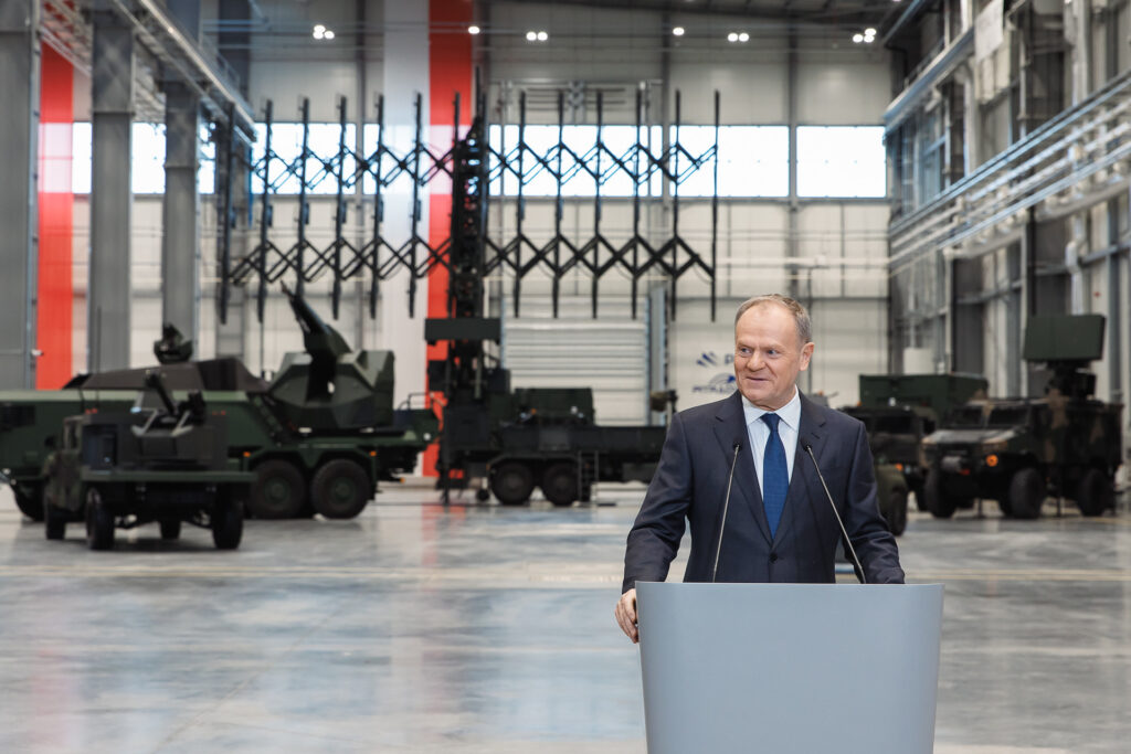 Udział Premiera Donalda Tuska w uroczystości podpisania umów dotyczących kompleksowego systemu antydronowego SAN