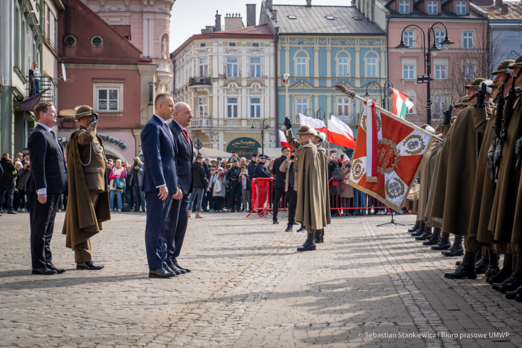 Autor zdjęć: Sebastian Stankiewicz / Paweł Podgórski
Biuro Prasowe UMWP