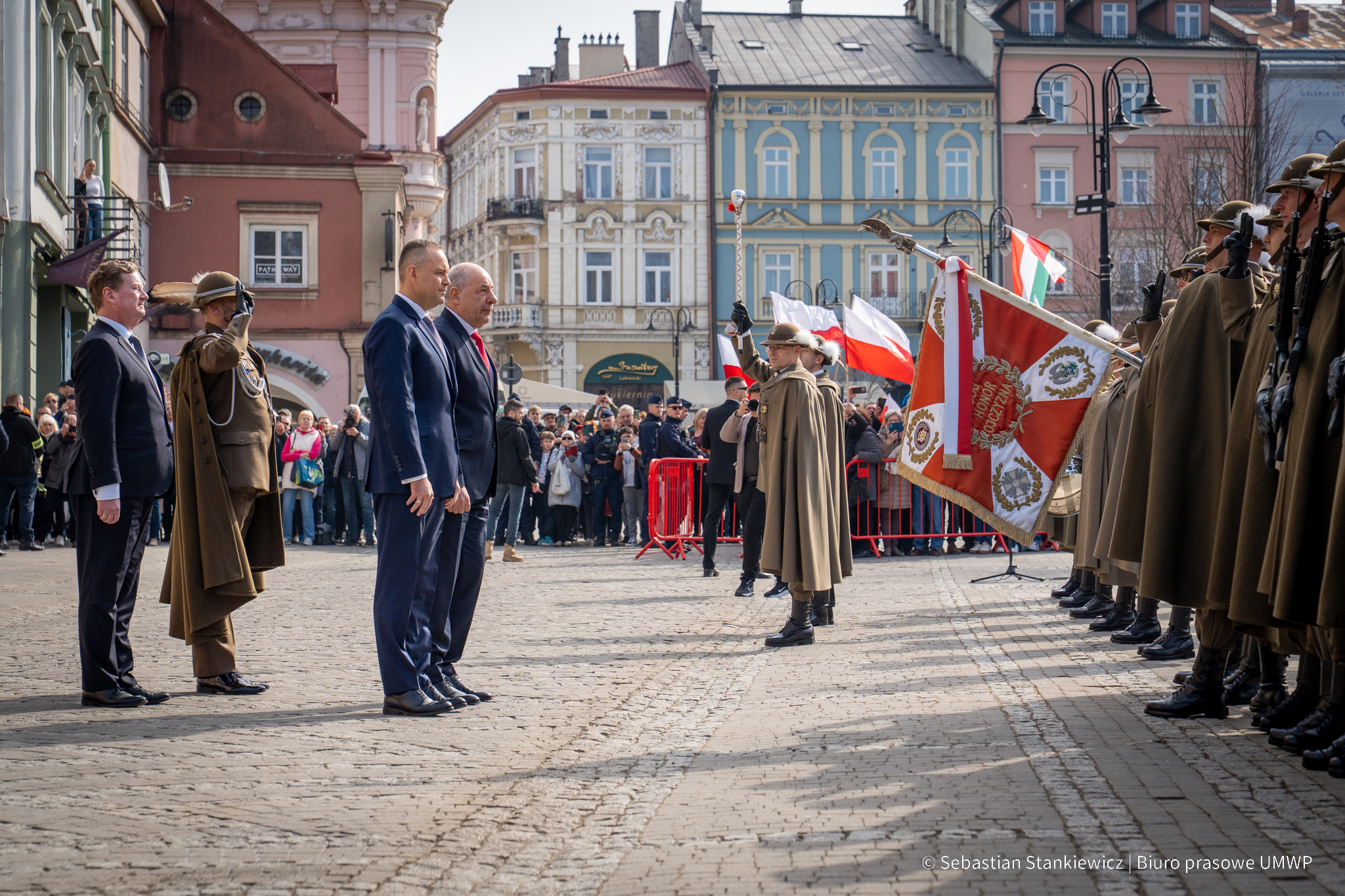 Autor zdjęć: Sebastian Stankiewicz / Paweł Podgórski
Biuro Prasowe UMWP