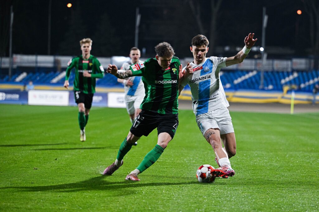 Foto: Stal Rzeszów – Górnik Łęczna 1:1 (0:0)
Jonathan Junior 58′ – Kamil Orlik 90+5′