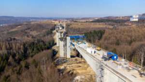 Foto: Estakada ES-26 na odc. S19 Babica - Jawornik / Źródło: Generalna Dyrekcja Dróg Krajowych i Autostrad - Oddział Rzeszów