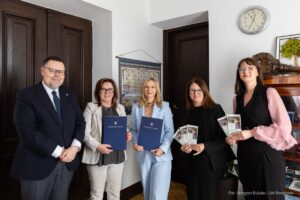 Foto: zdjęcie z podpisania porozumienia z firmą Diagnostyka SA w sprawie akcji Bilans Plus, fot. Grzegorz Bukała, Urząd Miasta Rzeszowa