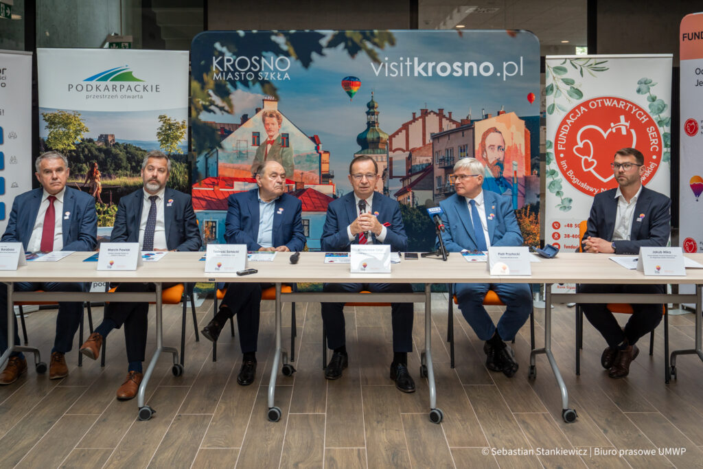 Foto: Konferencja prasowa z udziałem władz regionu, miasta oraz organizatorów, zapowiadająca Balonowe Mistrzostwa Świata w Krośnie / Autor  zdjęć: Sebastian Stankiewicz / Biuro Prasowe UMWP