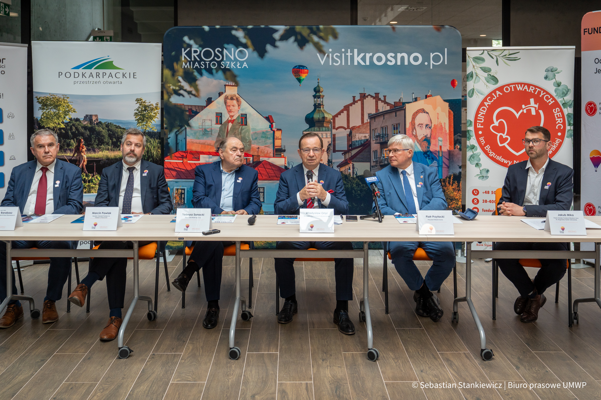 Foto: Konferencja prasowa z udziałem władz regionu, miasta oraz organizatorów, zapowiadająca Balonowe Mistrzostwa Świata w Krośnie / Autor  zdjęć: Sebastian Stankiewicz / Biuro Prasowe UMWP