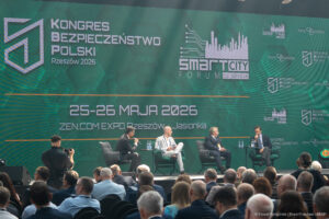 Foto: Jeden z głównych paneli dyskusyjnych realizowanych w ramach połączonych wydarzeń Kongresu Bezpieczeństwo Polski i Smart City Forum w Centrum Wystawienniczo–Kongresowym w Jasionce / Autor zdjęć: Paweł Podgórski
Biuro Prasowe UMWP